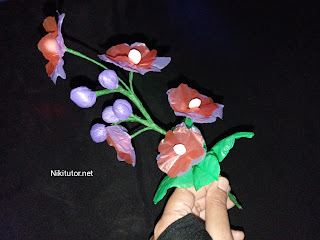 gambar bunga dari plastik