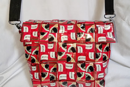 11 Cara membuat tas selempang cantik rapat tanpa jahit dari bungkus kopi 